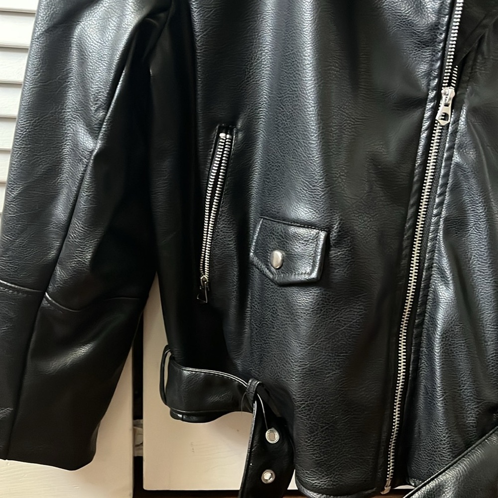 BRAND NEW (NWT) H&M Black Vegan Leather Jacket - Picture 7 of 11